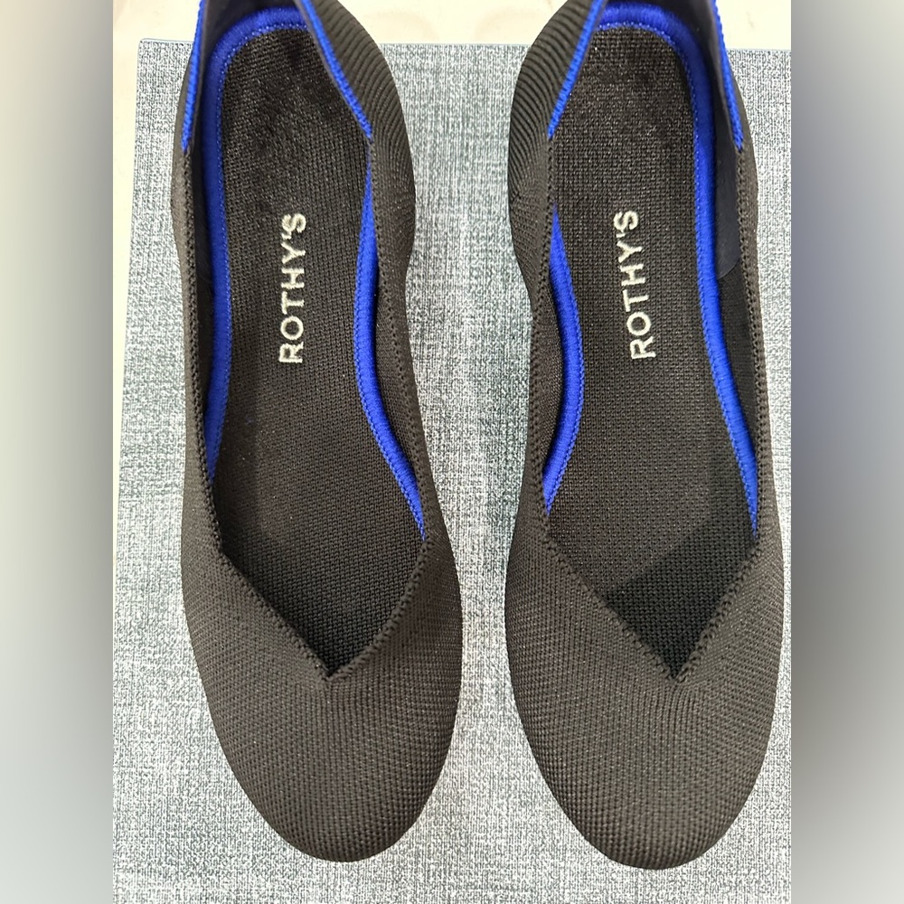 Rothy’s “The Flat” (black, size 8)